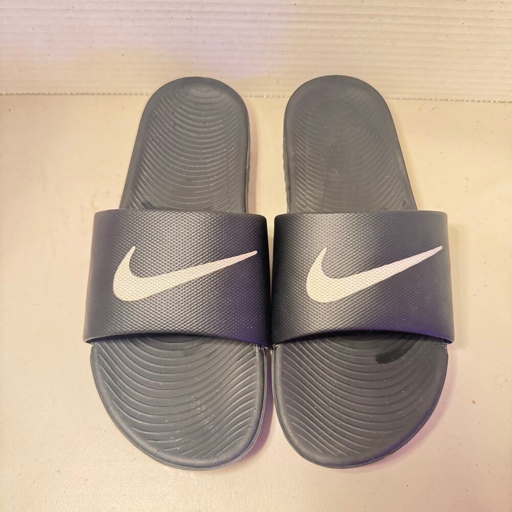 Nike Slides Black and white slip on sandals sz Men’s 9 #nike #slides